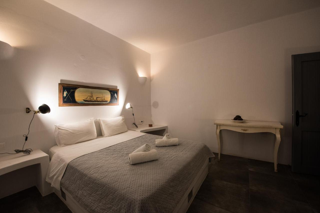 Ostria Studios & Apartments Alikí Buitenkant foto